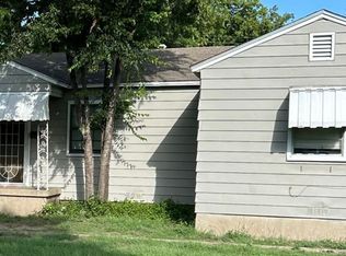 2606 S Montreal Ave, Dallas, TX 75224