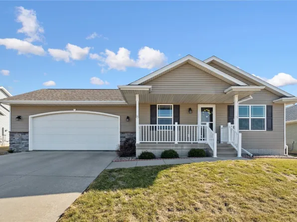 5701 Mayfair St SW, Cedar Rapids, IA 52404