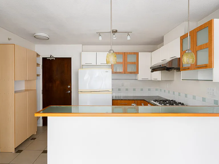 7831 Westminster Hwy #804 — Photo 5