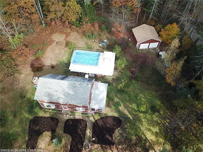 2nd image of 86 Silver Ln