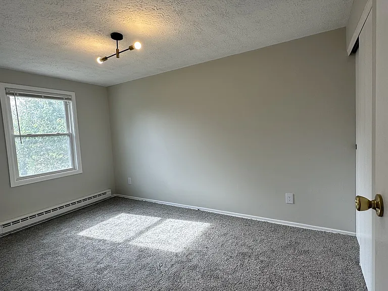 61 Grandview Ln — Photo 6
