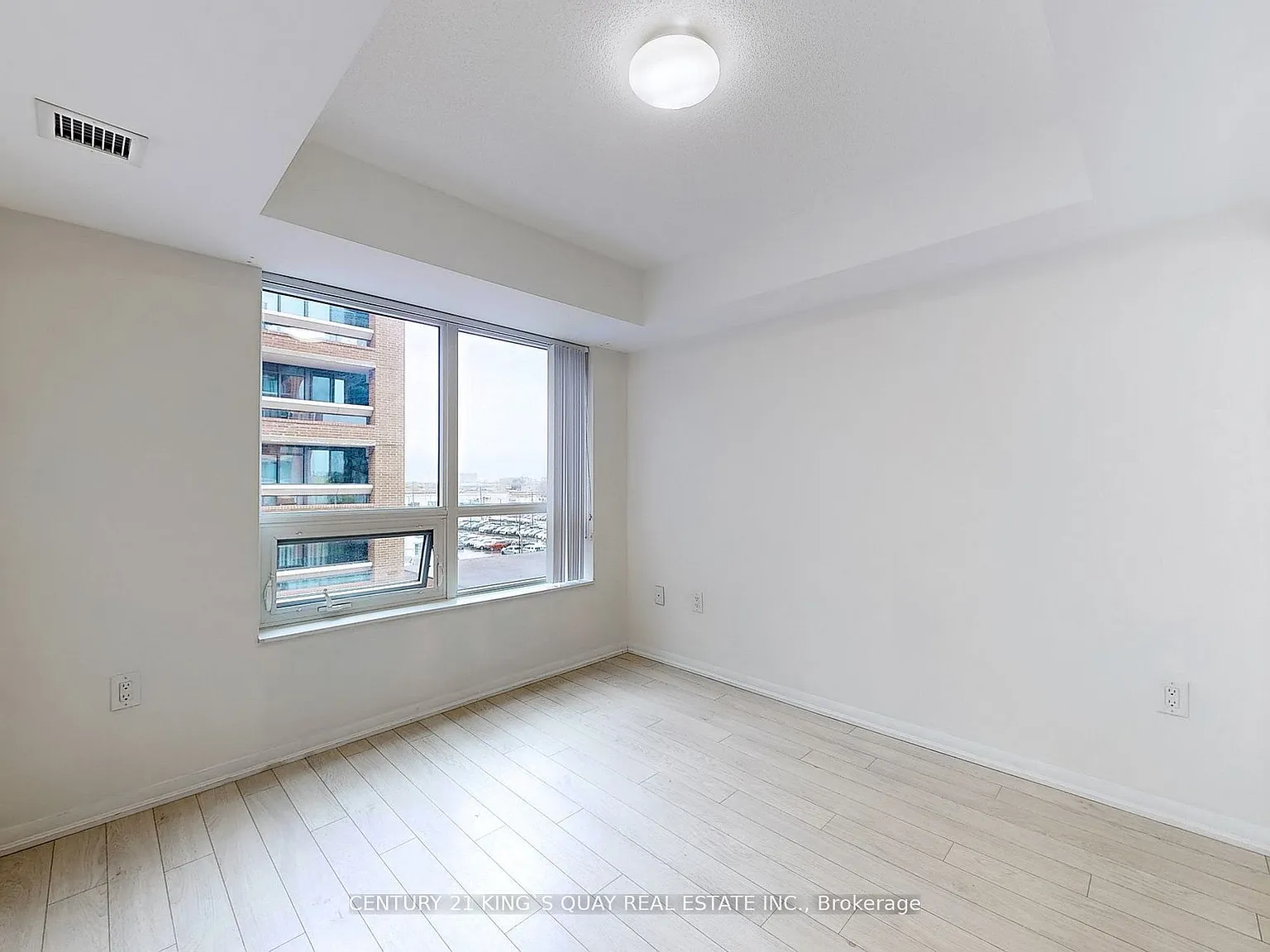 1 bed, $2,100 — Photo 4