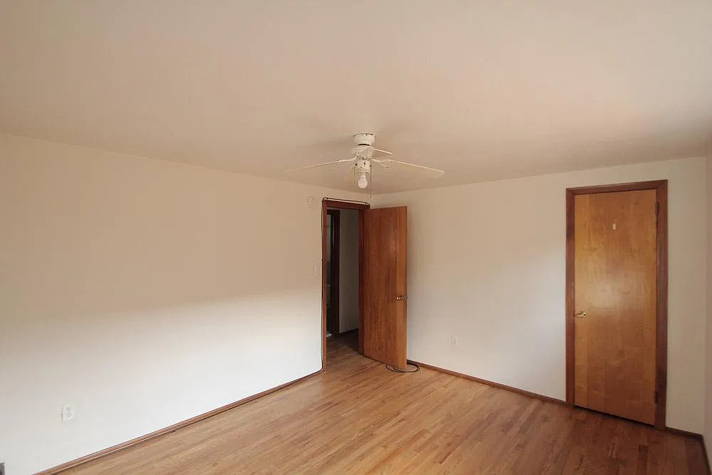 2 bed, 1207 sqft, $1,300 — Photo 4