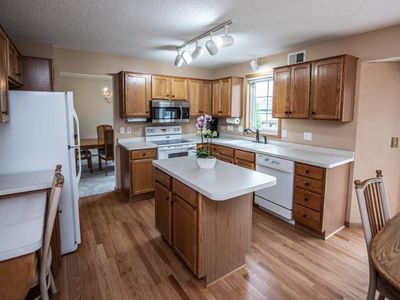 3355 Hartford Rd, Woodbury, MN, 55125