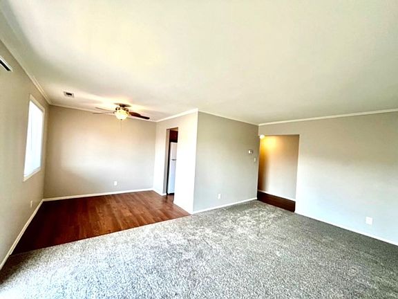4th image of 915 Heritage Ct APT 202