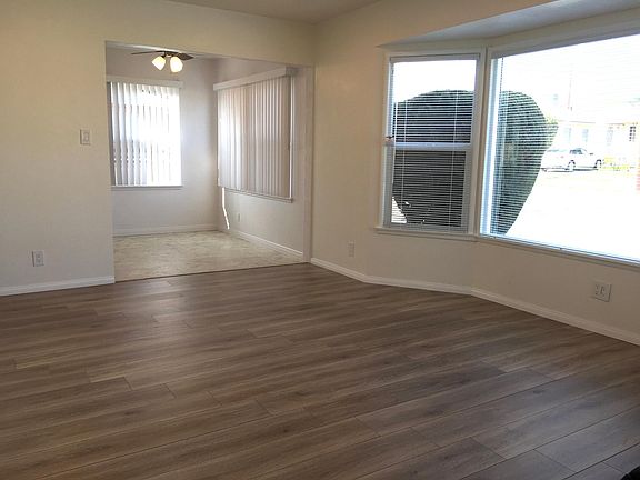 3rd image of 309 W Victoria Ave #1