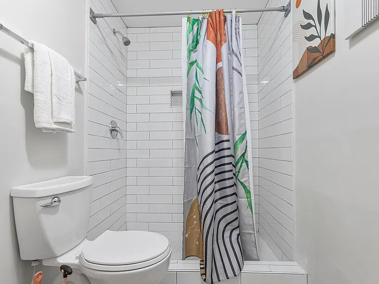 987 Dimmock St SW #3 — Photo 13
