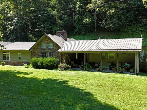 430 Upper Mill Creek Rd, Leburn, KY 41831