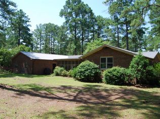 111 Memory Ln, Aberdeen, NC 28315