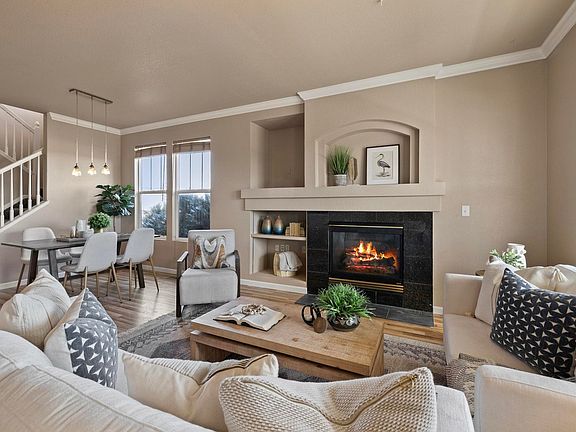 5th image of 7399 Russell Cir