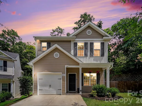 4560 Merryvale Forest Dr, Charlotte, NC 28214