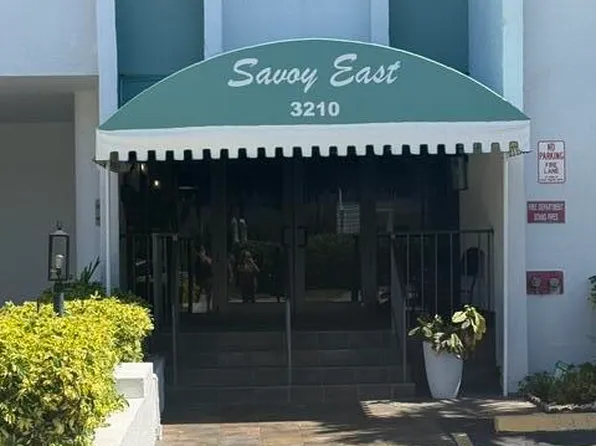 3210 SE 10th Street #4a, Pompano Beach, FL 33062
