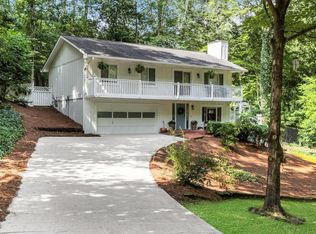 180 Hembree Forest Cir, Roswell, GA 30076