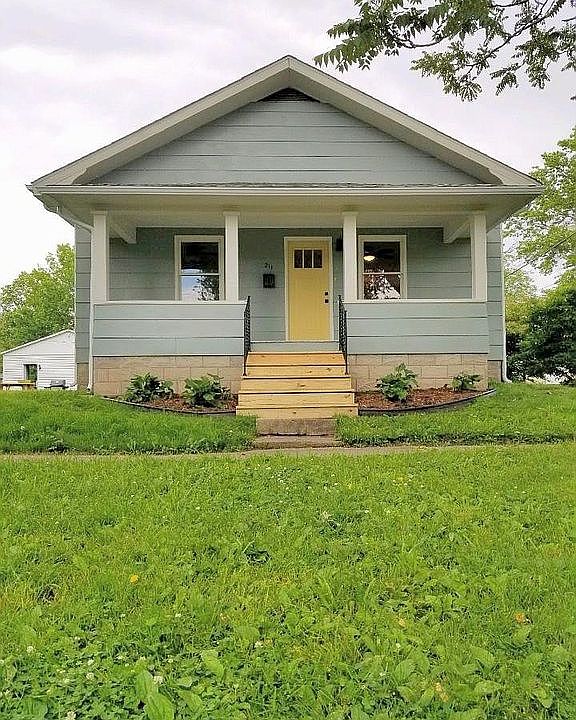 1st image of 211 W #N