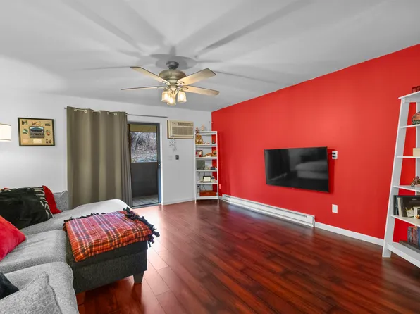837 N Gammon Rd APT G, Madison, WI 53717