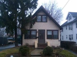 52 James St, Montclair, NJ 07042