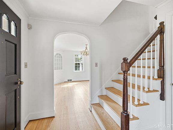 2nd image of 31 Birchwood Road