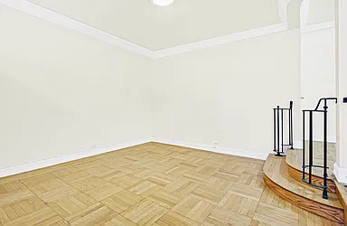 Rented by (Legacy) Elegran