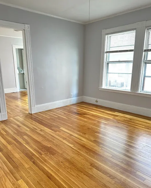 2 bed, 9999 sqft, $2,600 — Photo 2