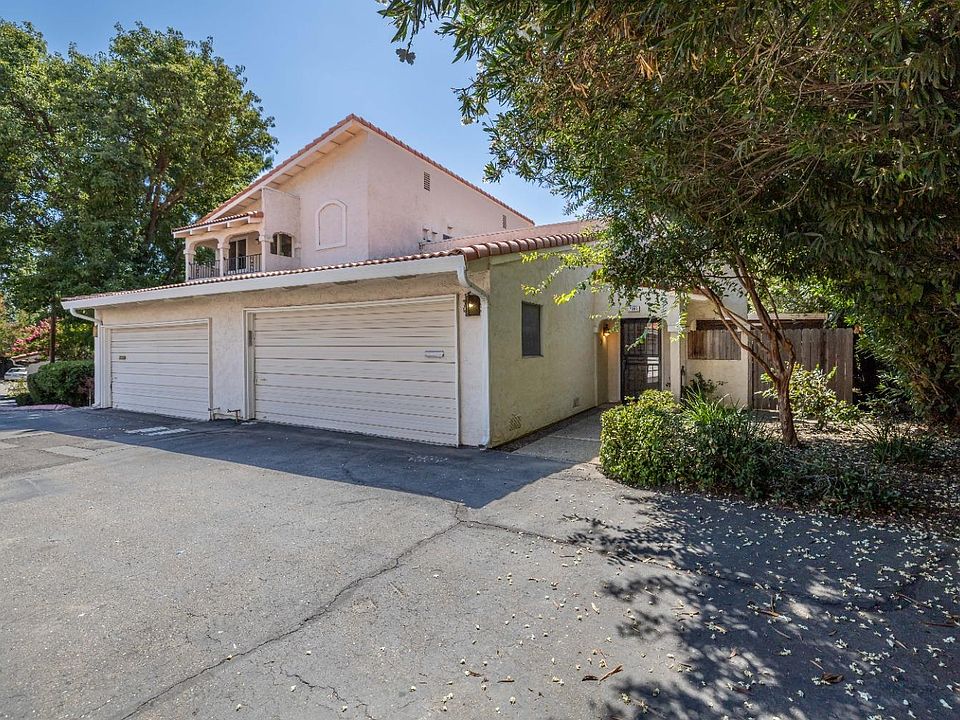 1st image of 7300 Villa Del Sol Ln