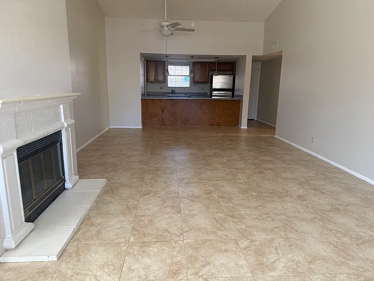 2929 E Broadway Rd #29 — Photo 6