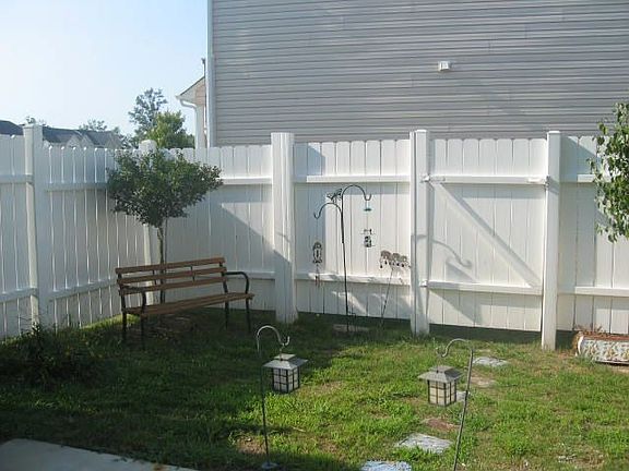 Private, fenced courtyard...