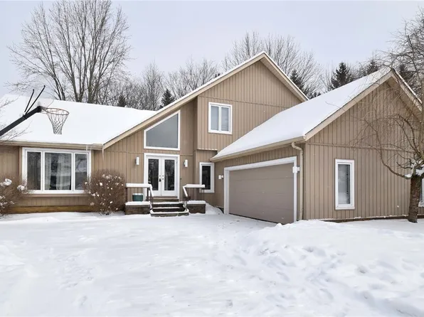 33605 Tallyho Ct, Solon, OH 44139