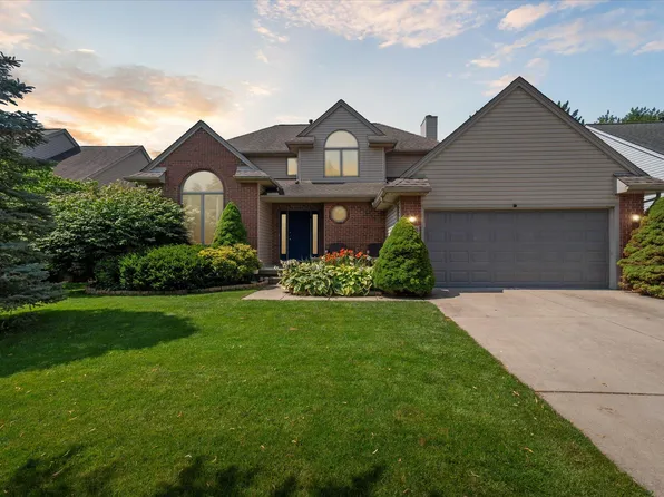 2388 Chestnut Cres, Saline, MI 48176