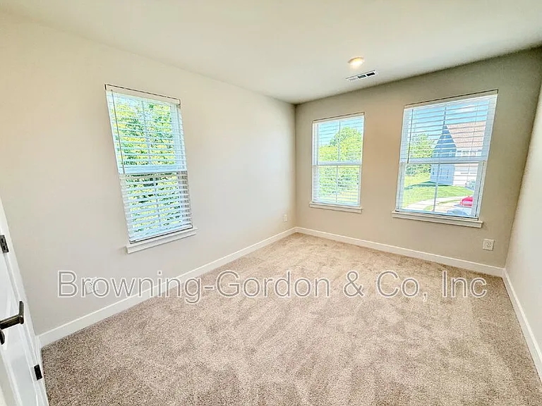 321 Brightsmith Ln #A — Photo 14