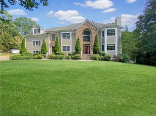 40 Wildwood Rd, Stamford, CT 06903