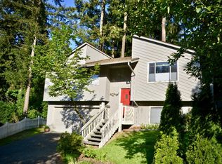 10714 NE 109th St, Kirkland, WA 98033