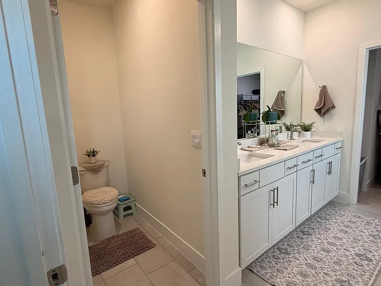 12710 NW 13th Ln — Photo 15