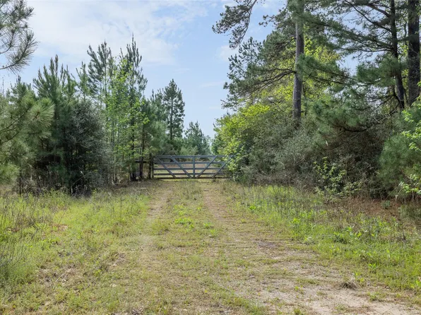 1631 County Road 131, Centerville, TX 75833