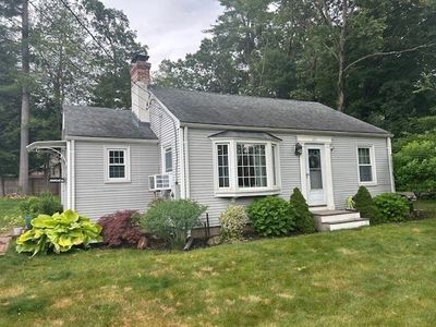 211 Parker St, East Longmeadow, MA, 01028