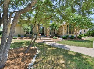 9042 Schoenthal Rd, Garden Ridge, TX 78266