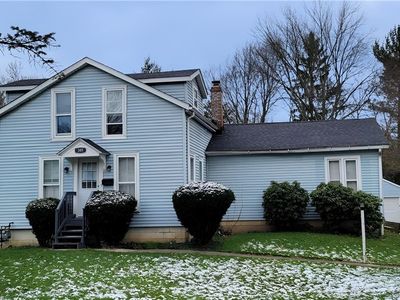 385 Bell St, Chagrin Falls, OH, 44022