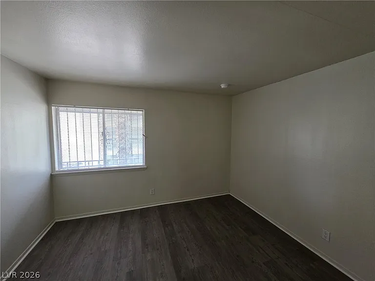 1440 Vegas Valley Dr #8 — Photo 39