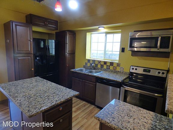 2nd image of 4146 N Wyandot St