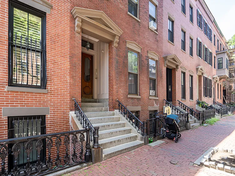 8 Milford St #1A — Photo 10