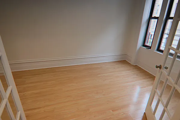 Rented by PMG Real Estate  | media 19