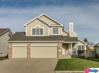 16316 Taylor St, Omaha, NE 68116