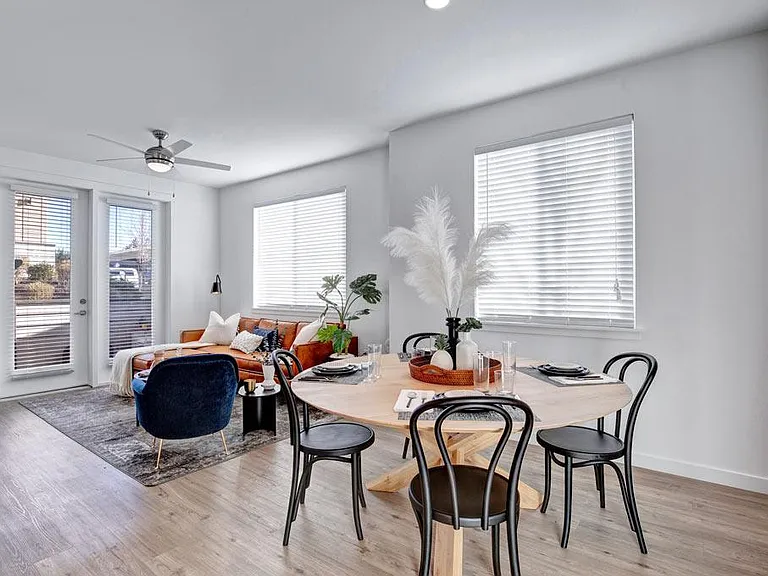 Martingale Apartments — Photo 28