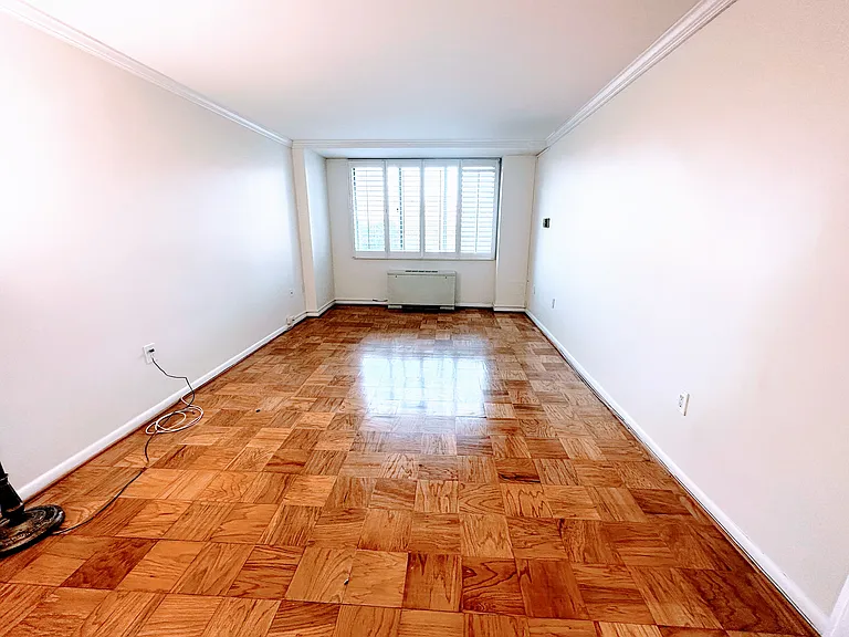 10500 Rockville Pike #527 — Photo 18