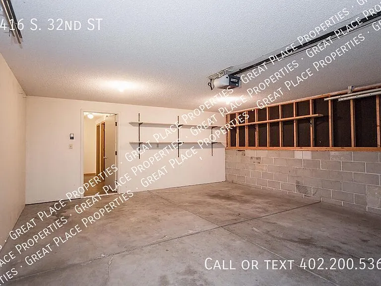 5416 S 32nd St — Photo 19
