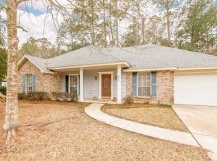 406 Colonial Ct, Mandeville, LA 70471