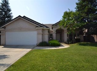 2293 E Revere Rd, Fresno, CA 93720