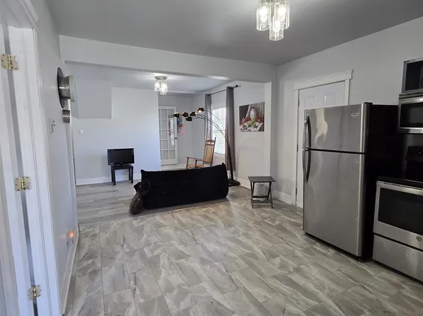66 Oak St, Trenton, NS B0K 1X0