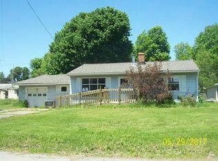 226 E 4th St, Waterford, PA 16441