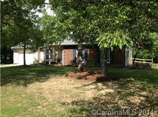 6411 Pineburr Rd, Charlotte, NC 28211