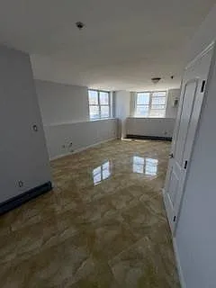 8802 Rockaway Beach Blvd — Photo 6